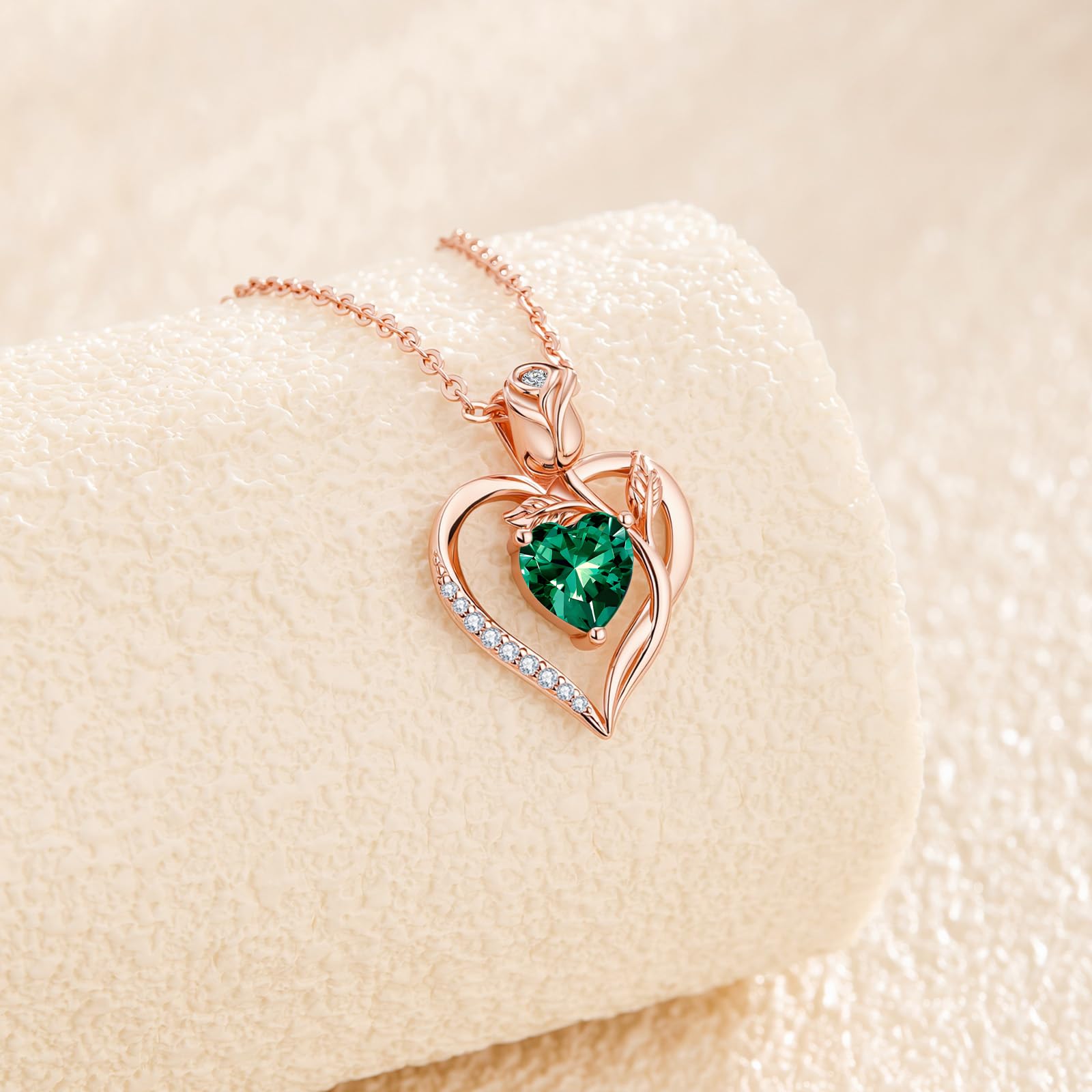 1.2CT Rose Heart Lab-Grown Emerald Necklace for Women Jewelry D Color VVS1 S925 Sterling Silver 18K Rose Gold Plated Necklace for Wife Girlfriend Mom Daughter Wedding Anniversary Christmas Birthday Gift for Women Engraved I Love You